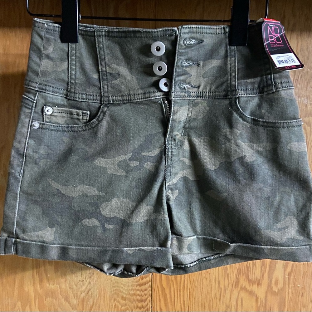Woman’s shorts new with tags size small